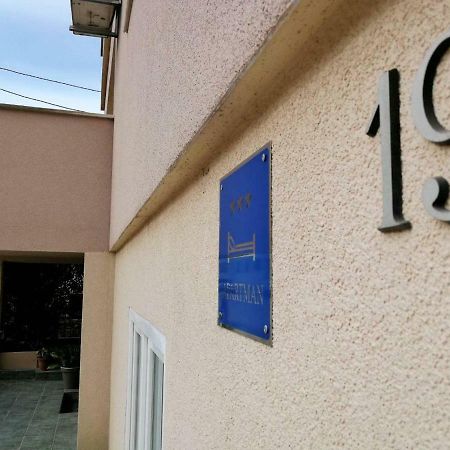 Apartman Unka Меткович Екстер'єр фото